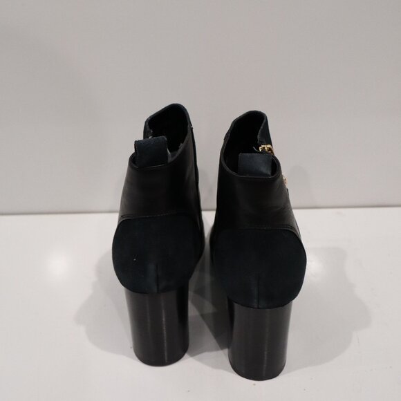 Cole Haan Leather -  Like New - Size 7 - Zillie Shrlng Bootie - Picture 3 of 8